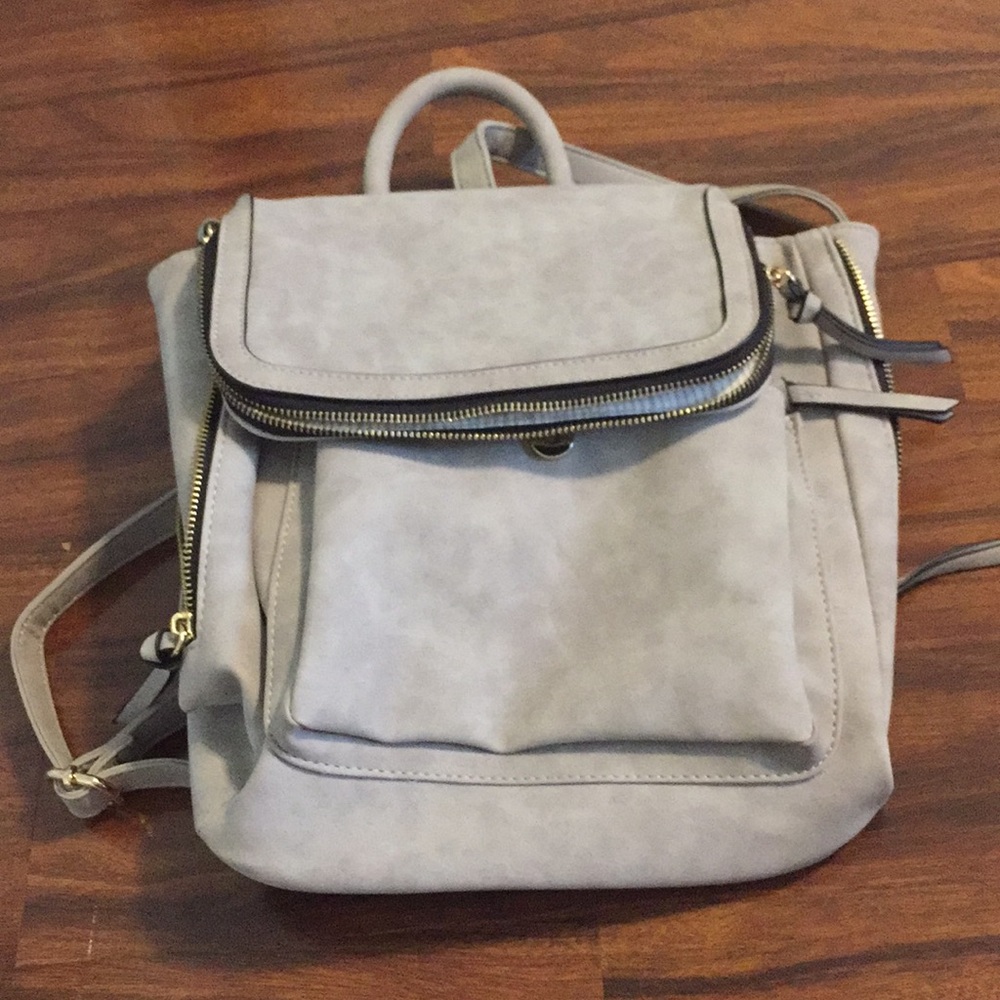 Grey bag